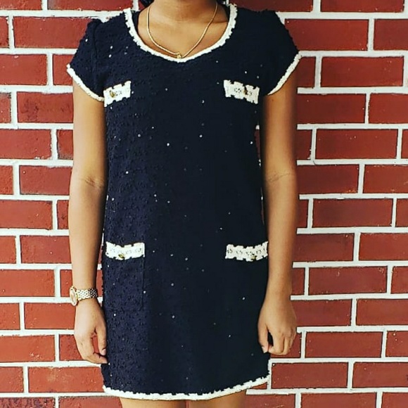 Gorgeous Classy Dress - Picture 3 of 5